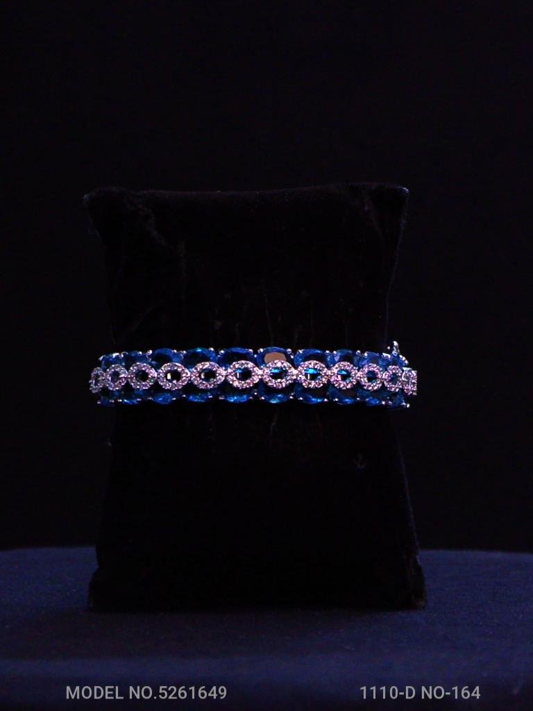 Crystal Shine Bracelet - Style 3 - Amaara World
