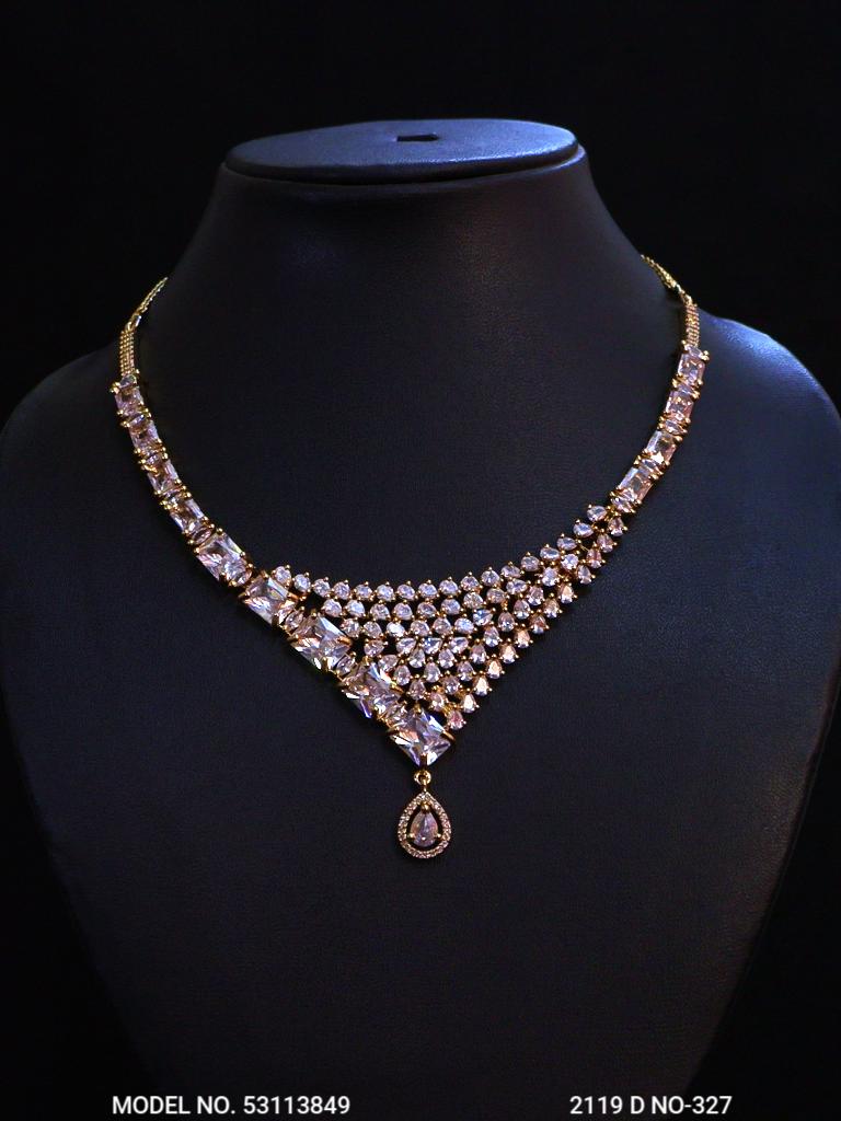 Classic Pattern | Fine Fashion Jewelry - View 2 - Amaara World