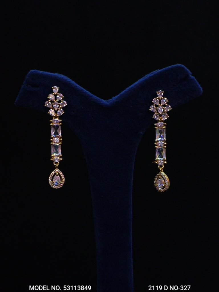 Classic Pattern | Fine Fashion Jewelry - View 3 - Amaara World