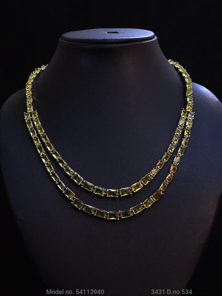 Partywear Classic Jewelry Set - View 2