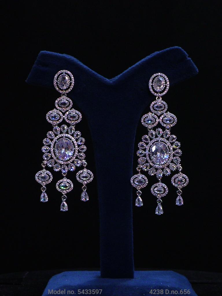 Original Handcrafted Zircon Set - 5433597 - View 3