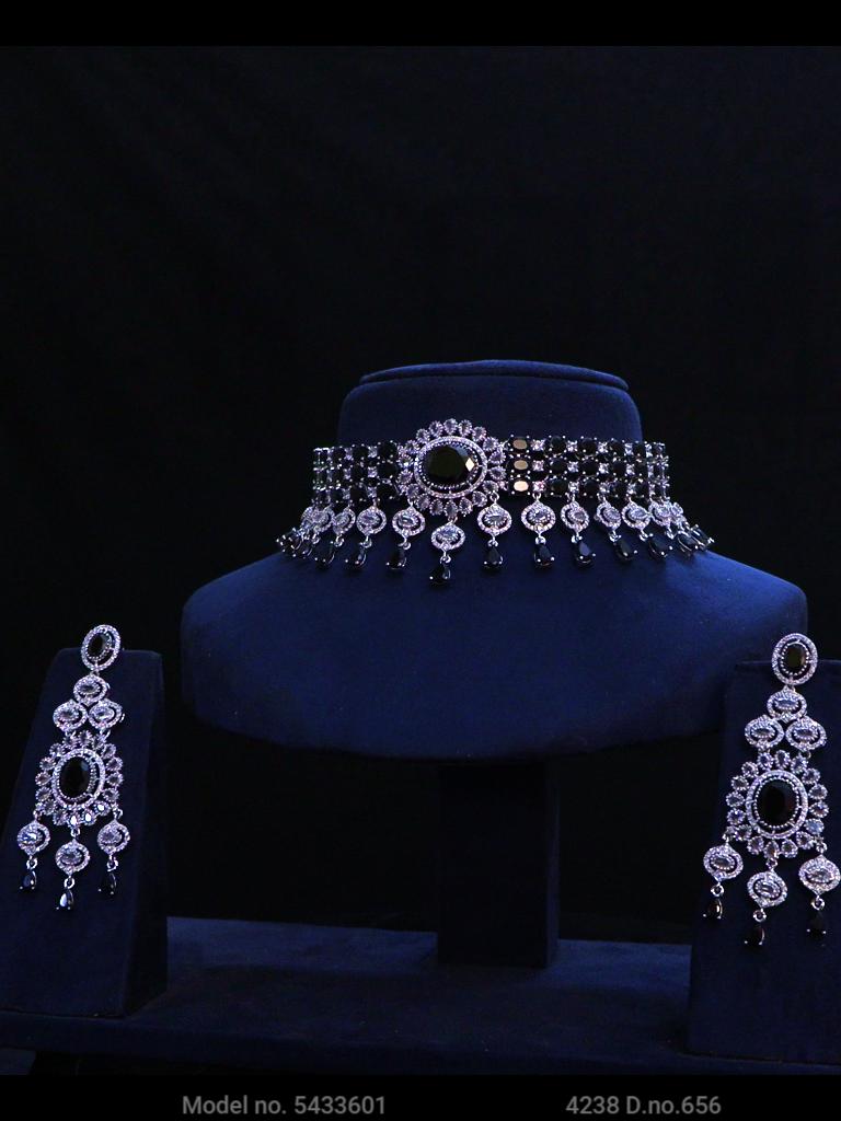 Ideal Wedding Jewelry / Anniversary Gift