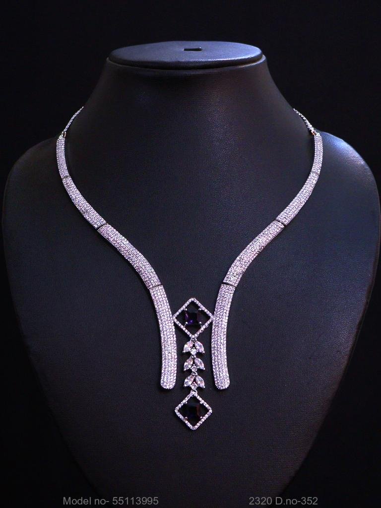 A Classic Cz Set for all Parties - View 3