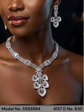 Friendship of Tradition and Trend - Style 1 - Amaara World