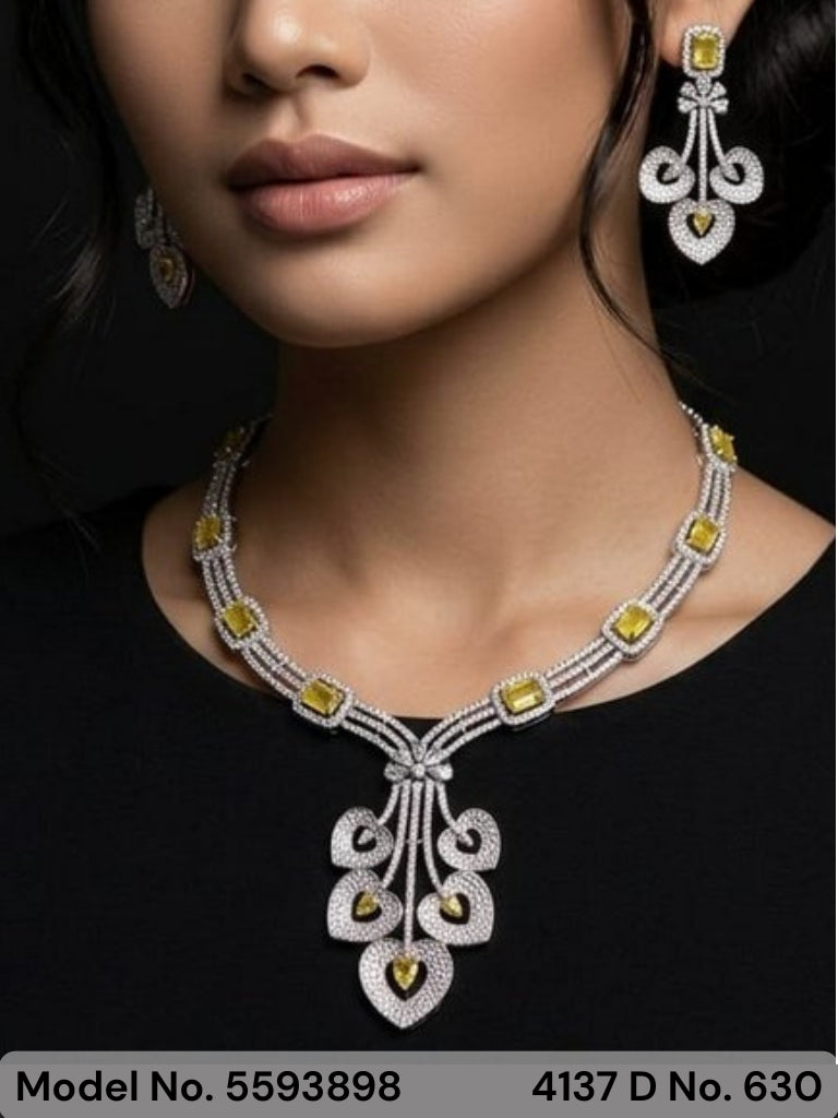 Friendship of Tradition and Trend - Style 3 - Amaara World