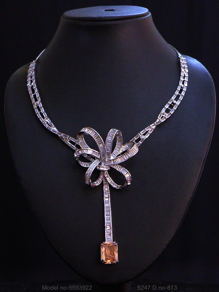 The best Gift for a Woman ! Jewelry