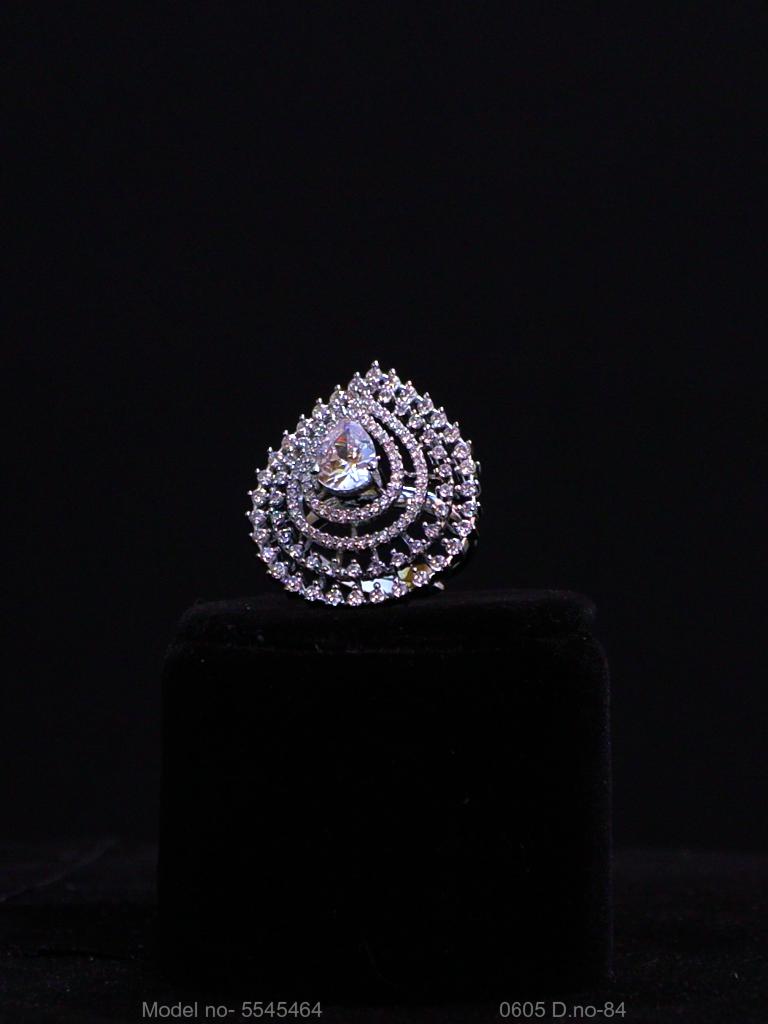 Luxe Shine Ring - Style 1 - Amaara World