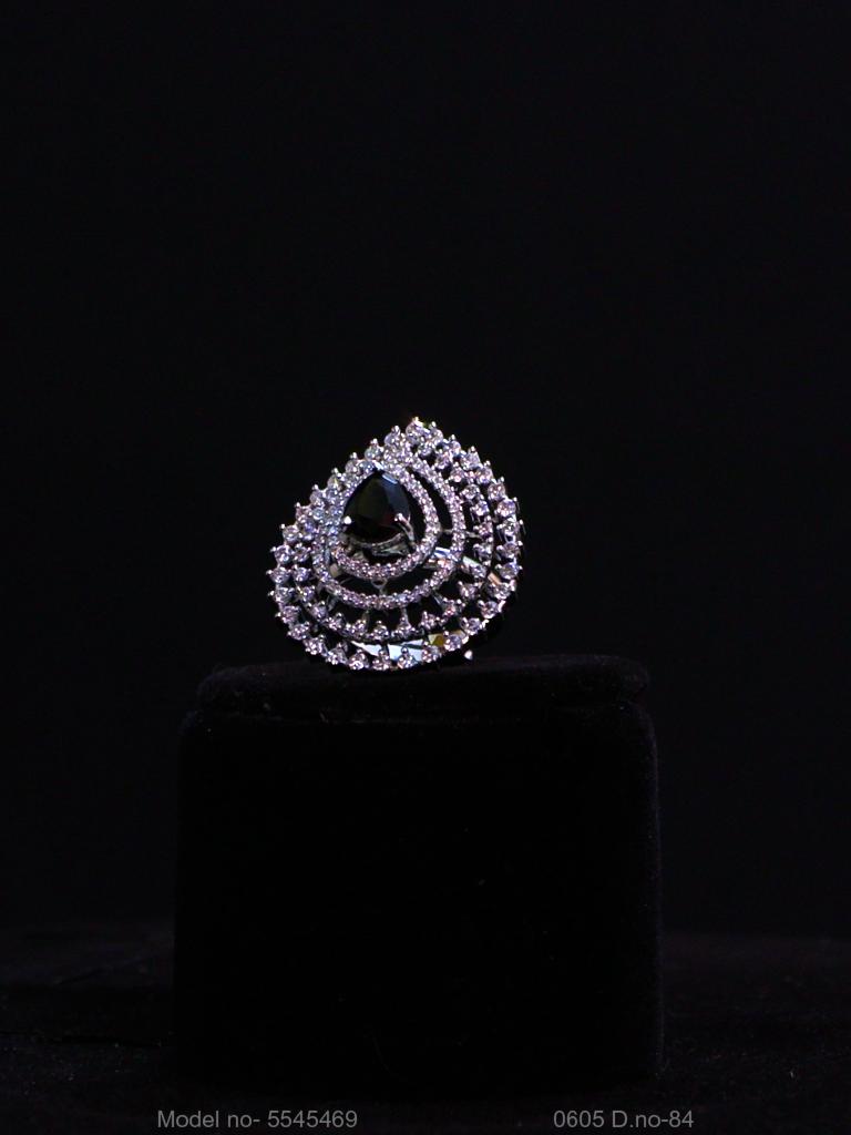 Luxe Shine Ring - Style 6 - Amaara World