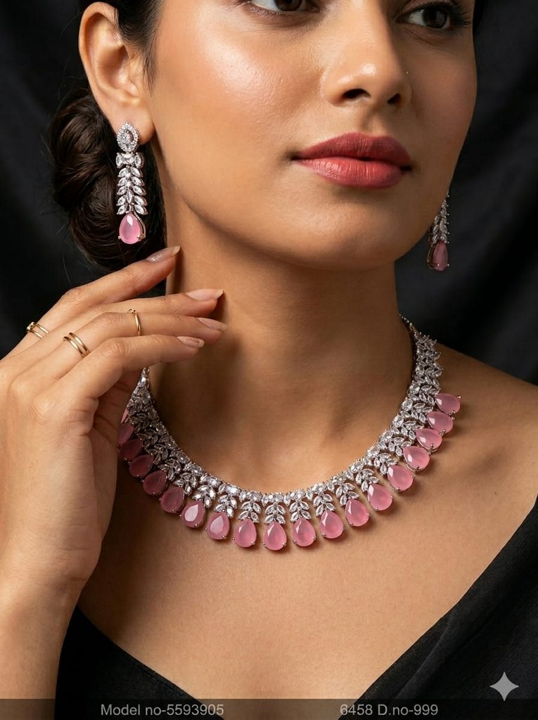 Ideal Gift for Traditional Ladies - Style 2 - Amaara World