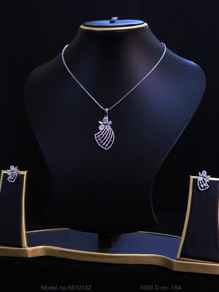 American Diamond Pendant Set - Style 1 - Amaara World