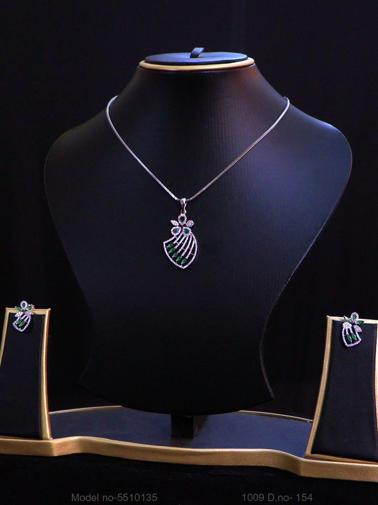American Diamond Pendant Set - Style 4 - Amaara World