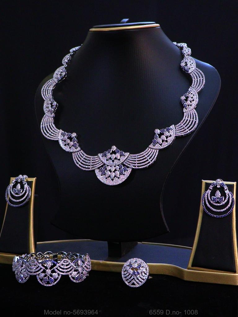 Bridesmaid Necklace Set for Traditional Weddings - Style 1 - Amaara World
