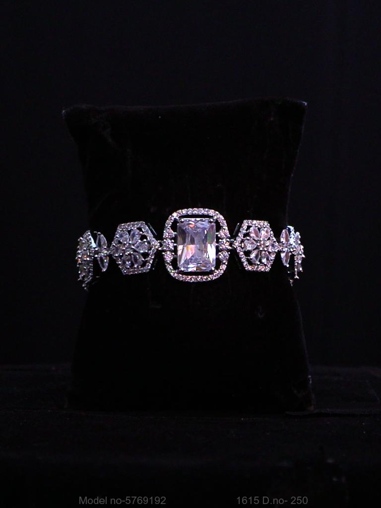 Crystal Trend Band - Style 1 - Amaara World