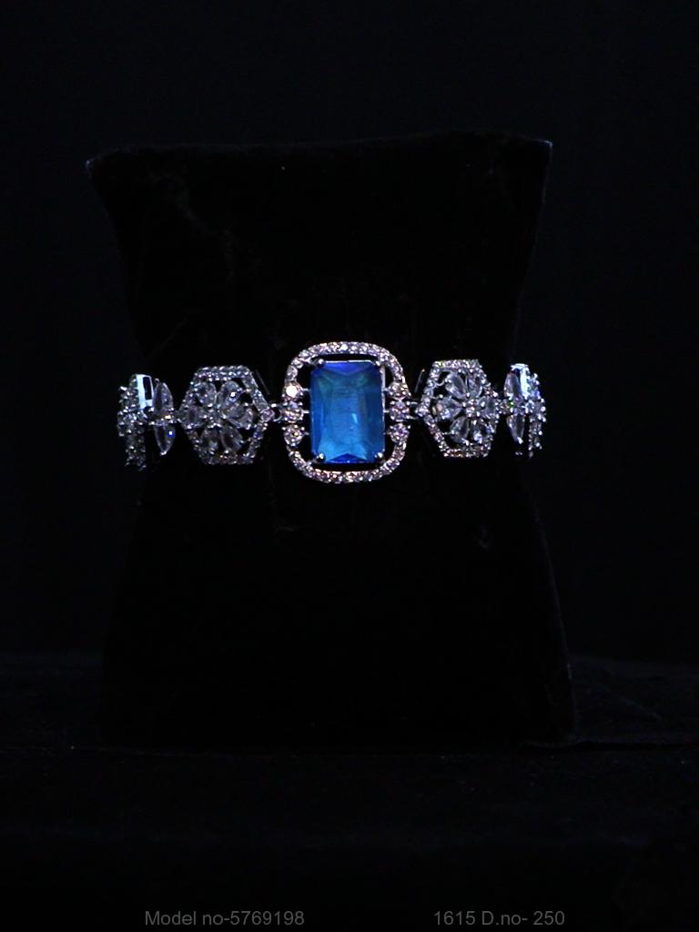 Crystal Trend Band - Style 7 - Amaara World