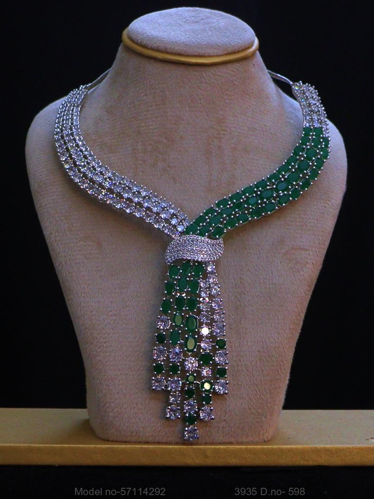 A necklace Set for all Occasions ! - View 3