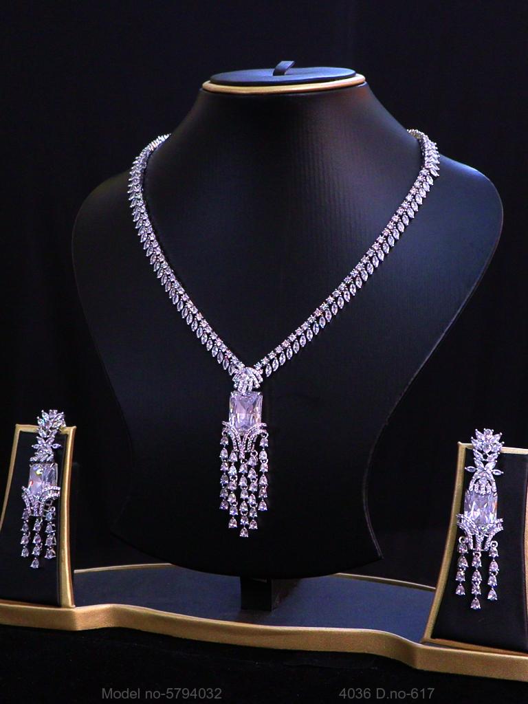 Western Necklace set - View 2