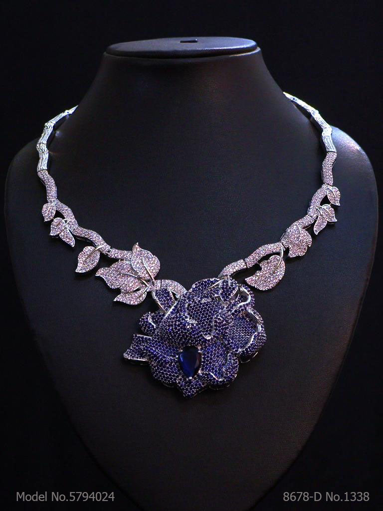Handmade Traditional Masterpiece Zircon Jewelry Set - View 3