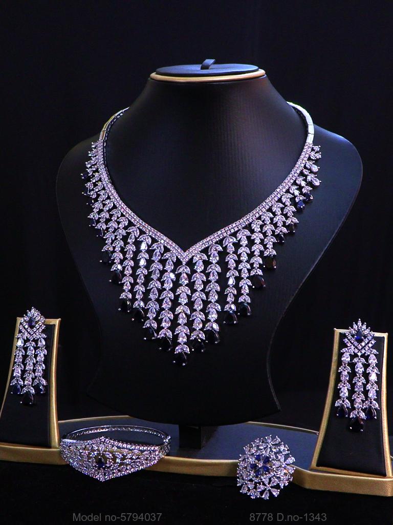 Traditional yet Trendy Design | Ideal for your Parties ! - View 2
