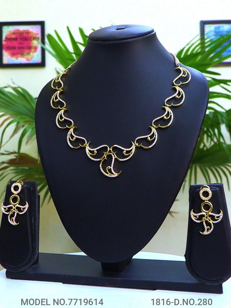 Handcrafted in India | Jewelry Set - Amaara World USA - SKU 7719614