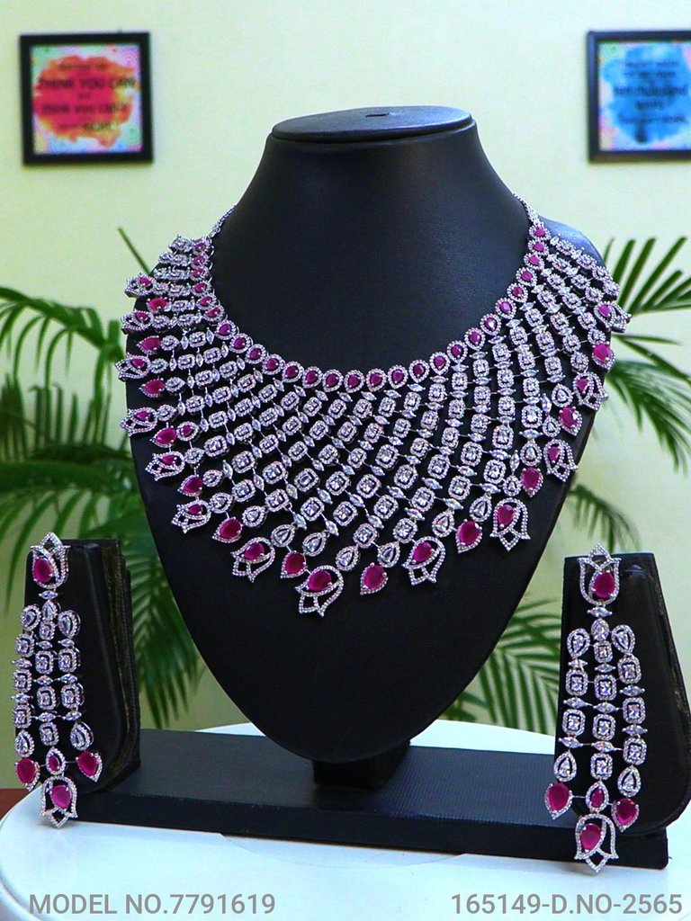 Gift Necklace Set in CZ - Style 3 - Amaara World