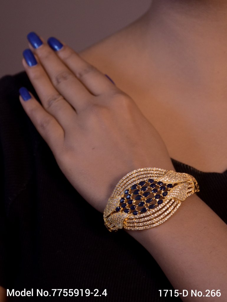 Bling Star Bangles - View 2 - Amaara World