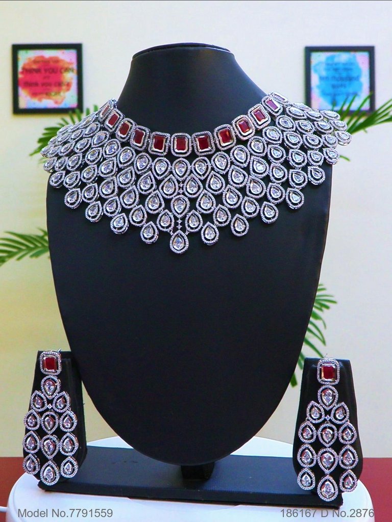 Indian Craftsmanship at its Best ! - Style 3 - Amaara World