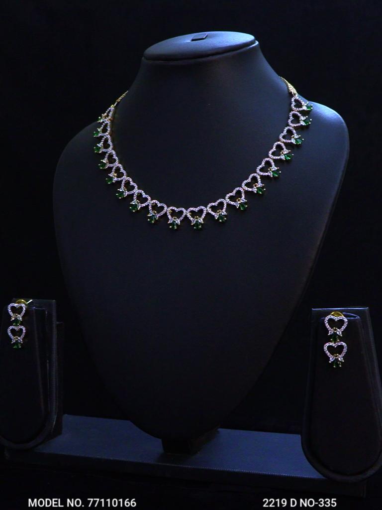 Be a Showstopper in any Party ! - Style 1 - Amaara World