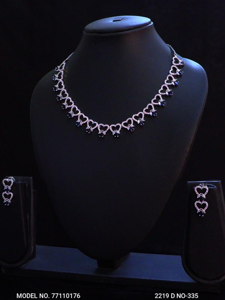Be a Showstopper in any Party ! - Style 5 - Amaara World
