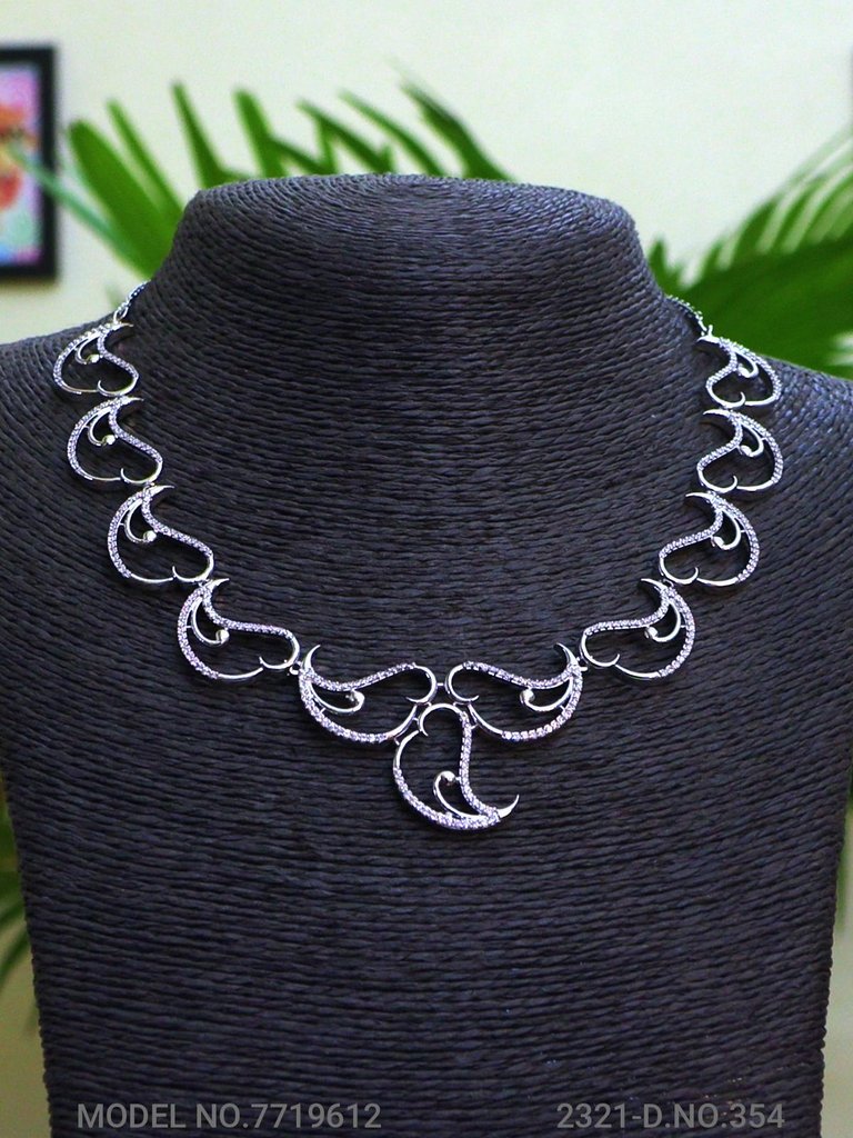 Made In India | Diamond Styled Jewellery Set - View 2 - Amaara World