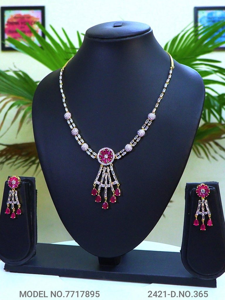 When Tradition meets Trend - Style 4 - Amaara World