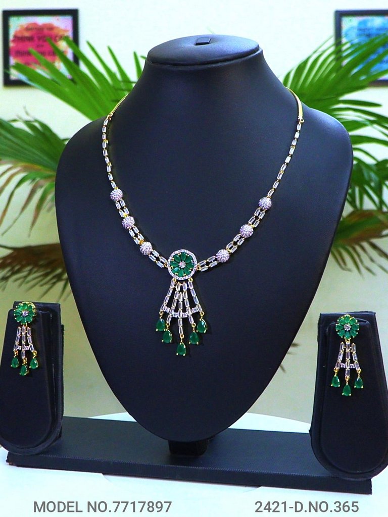 When Tradition meets Trend - Style 6 - Amaara World