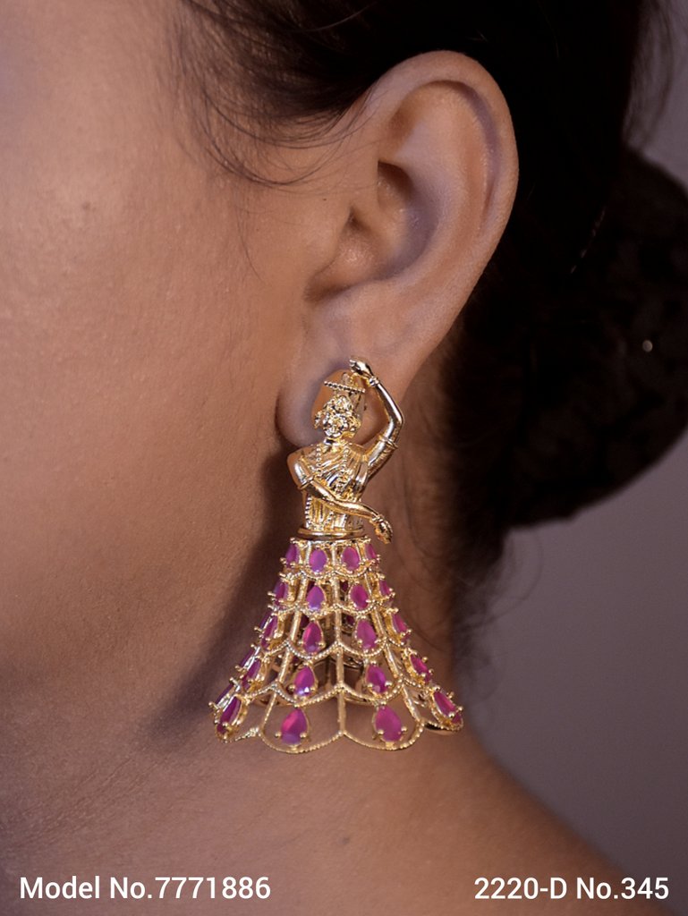 Latest Trendy Earring Design - Style 3 - Amaara World