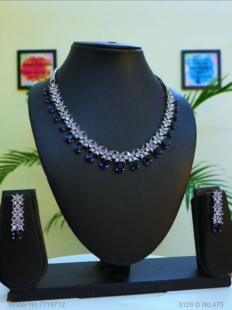 Fine Fashion Classic Necklace Set - Amaara World USA - SKU 7719712
