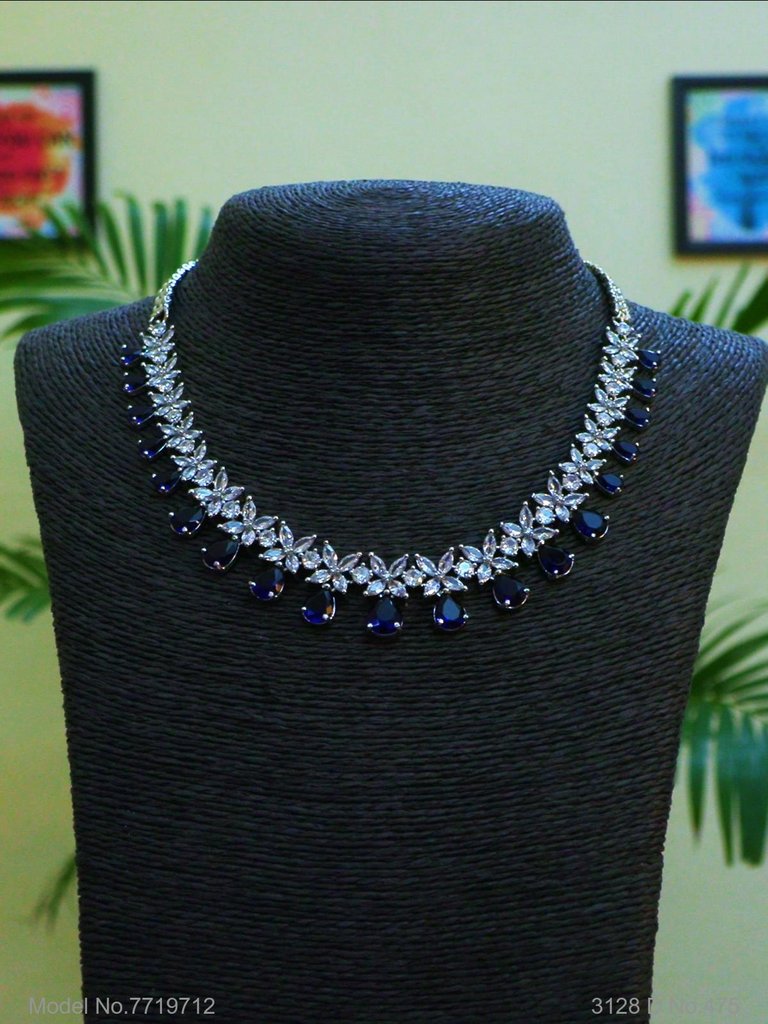 Fine Fashion Classic Necklace Set - View 2 - Amaara World