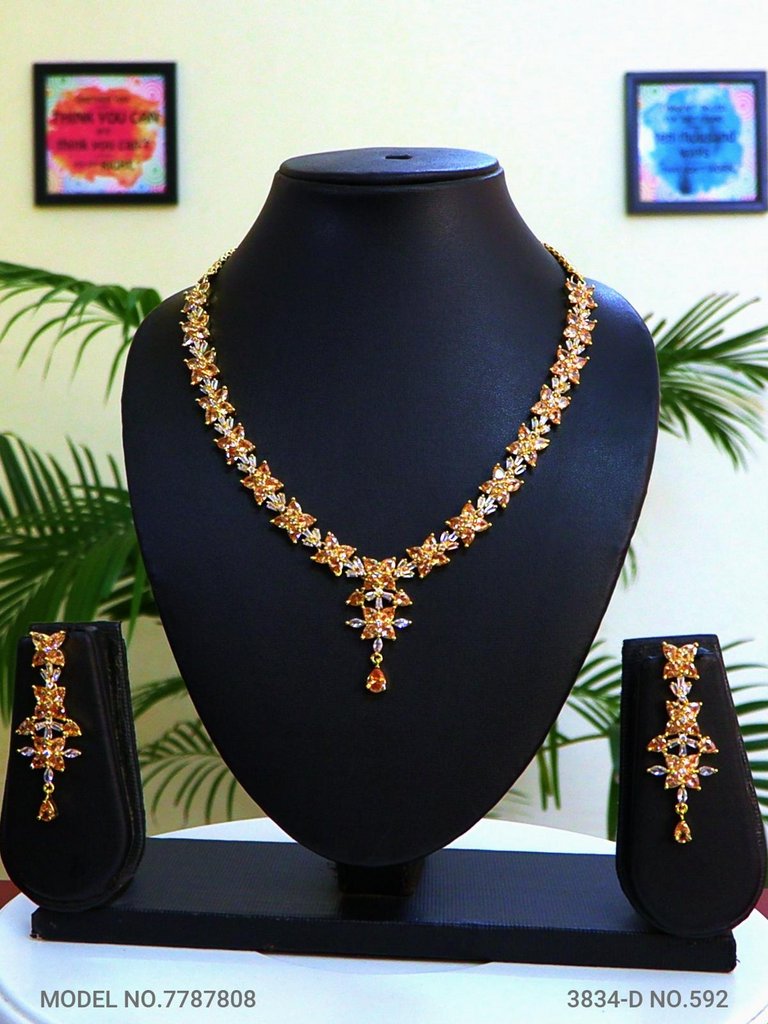 Bridesmaid Necklace Set for Traditional Weddings - Style 2 - Amaara World