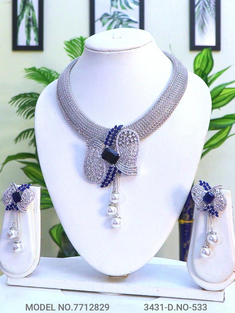 Classic Cz Pendant | Light Sets for All Occasions - Style 2 - Amaara World