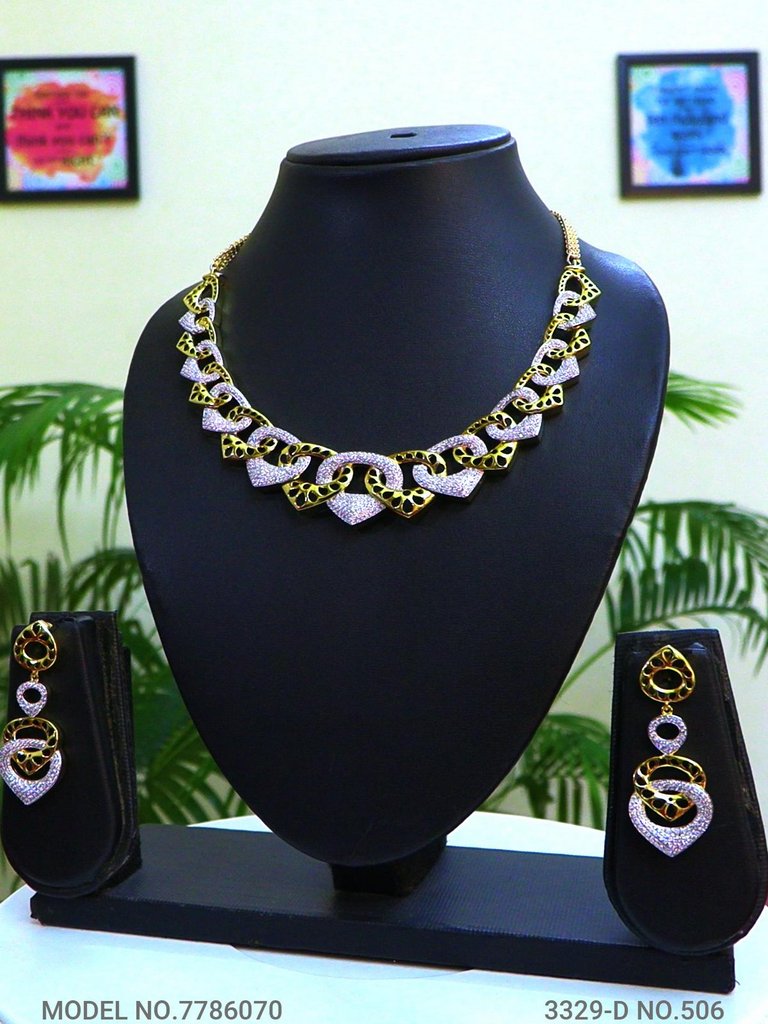 Make an Impression that lasts forever - Style 2 - Amaara World