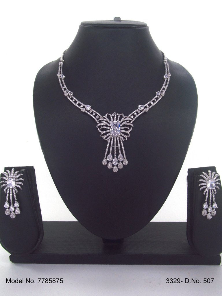 A Masterpiece | Handcrafted Traditional Jewellery Set - Style 1 - Amaara World