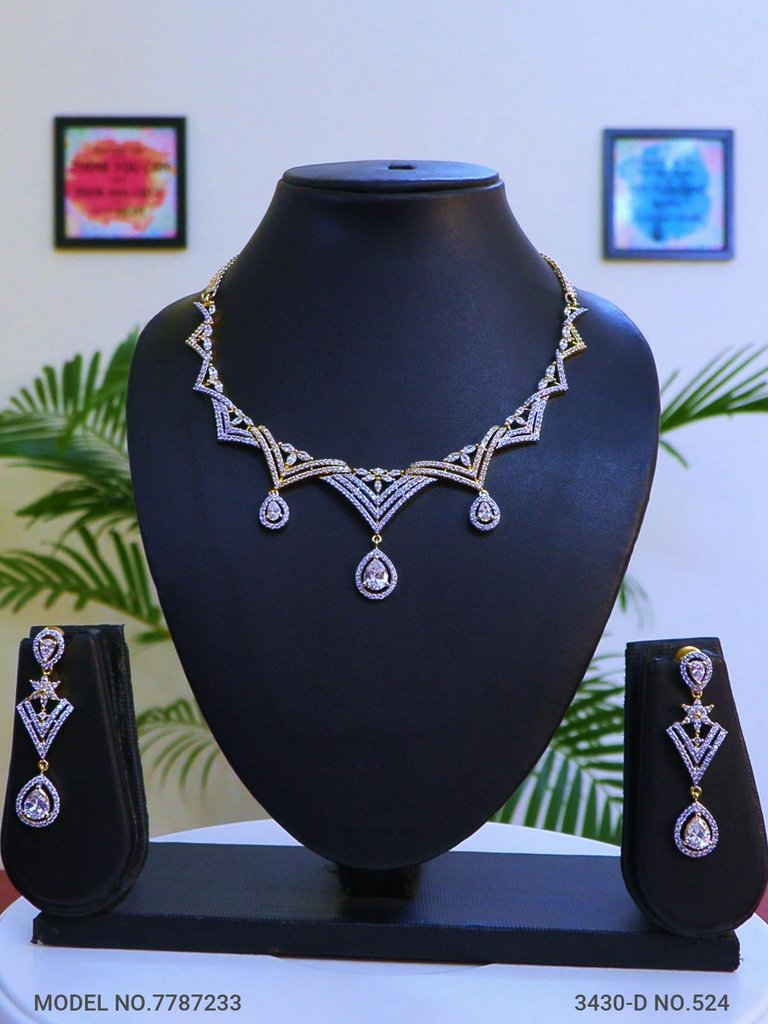 The best Gift for a Woman ! Jewelry - Style 2 - Amaara World