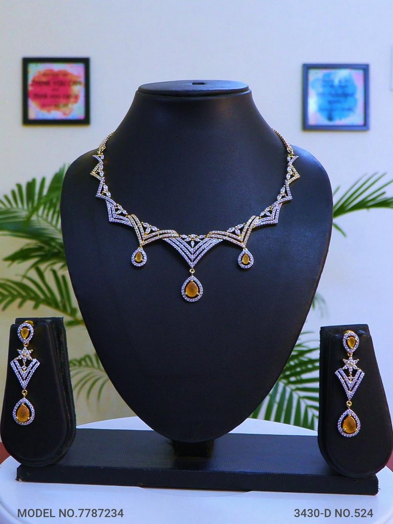 The best Gift for a Woman ! Jewelry - Style 3 - Amaara World