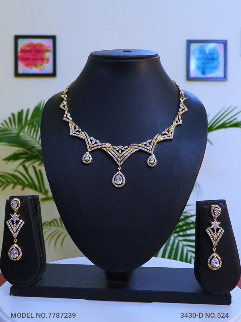 The best Gift for a Woman ! Jewelry - Style 5 - Amaara World