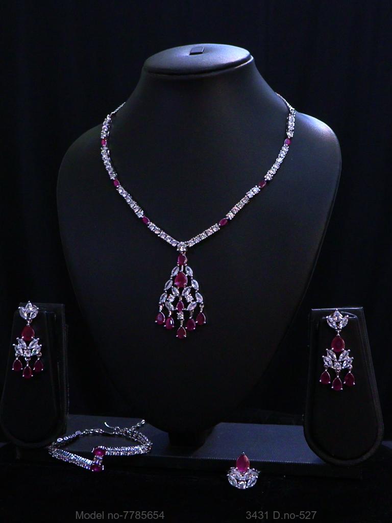 Traditional Pattern will always Stay - Style 2 - Amaara World