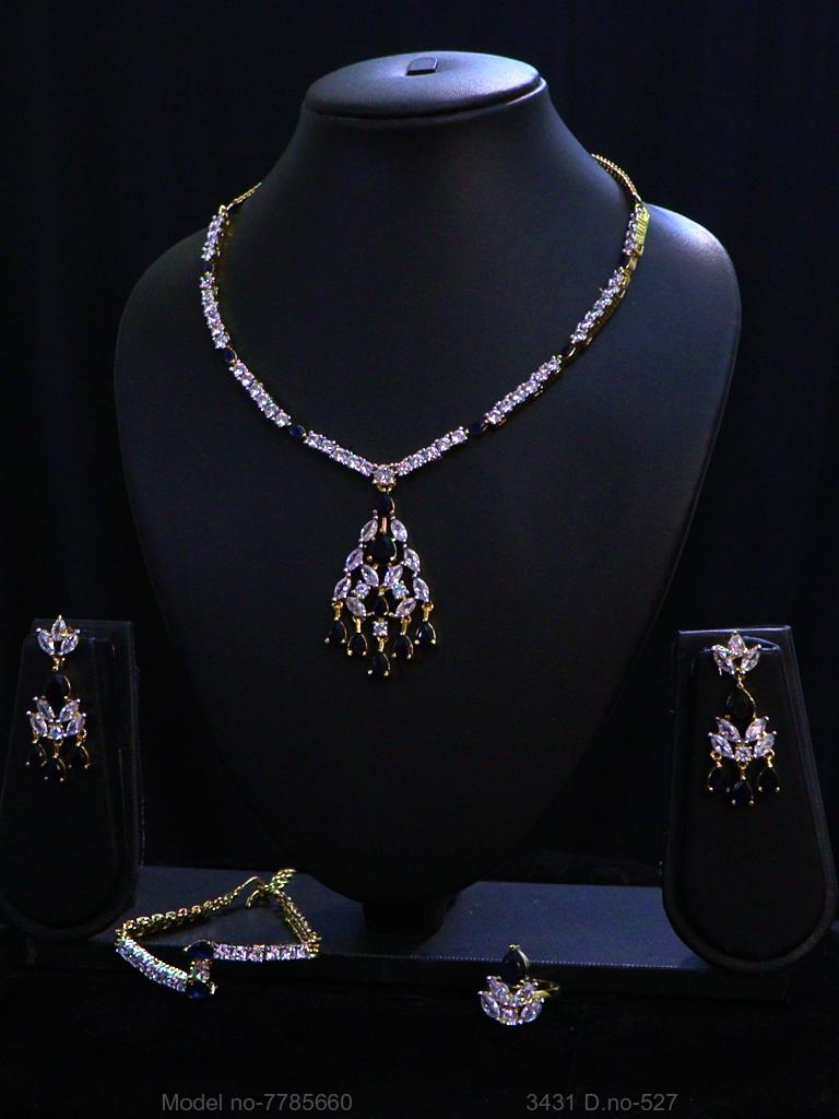 Traditional Pattern will always Stay - Style 8 - Amaara World