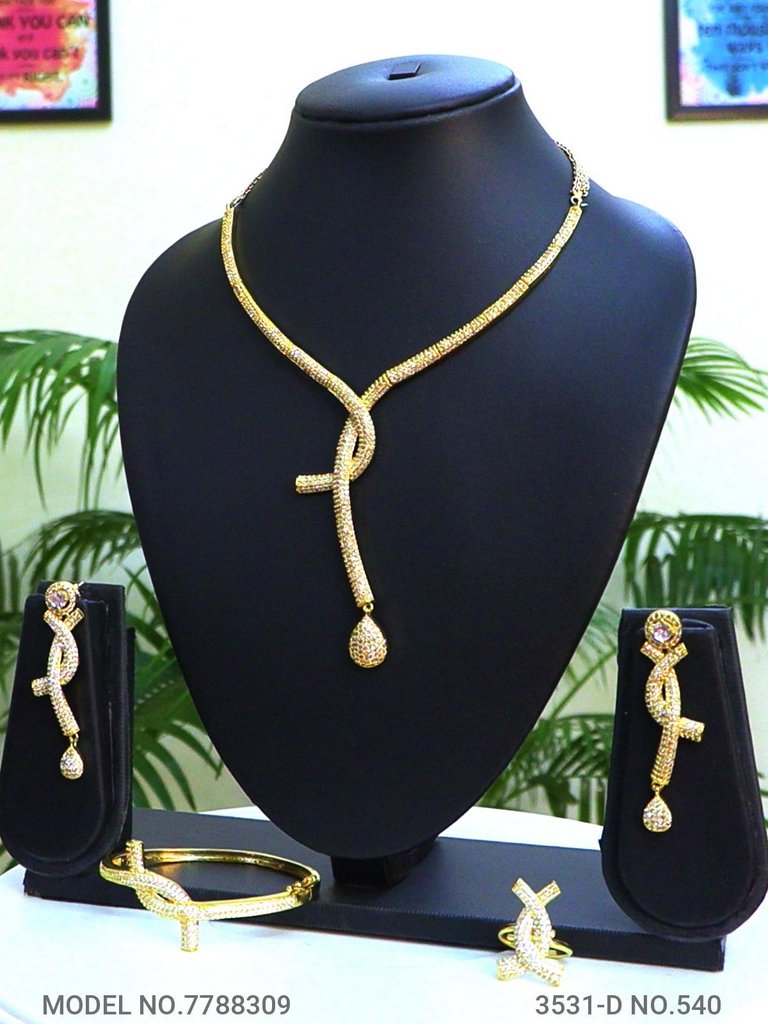 Jewelry straight from Craftsmen - Style 2 - Amaara World