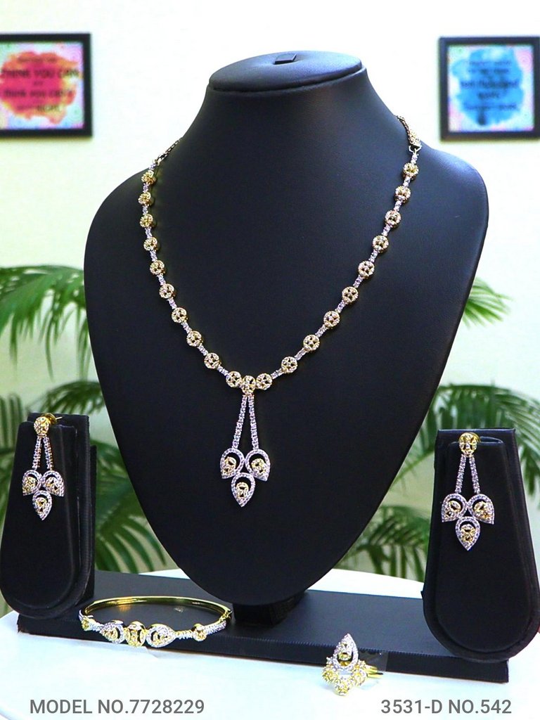 Traditional Jewelry | Available to Wholesale Buyers - Style 2 - Amaara World