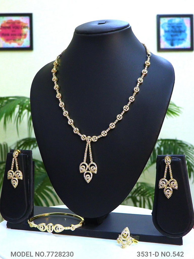 Traditional Jewelry | Available to Wholesale Buyers - Style 3 - Amaara World