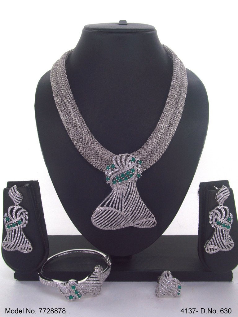Traditional Pattern will always Stay - Style 2 - Amaara World