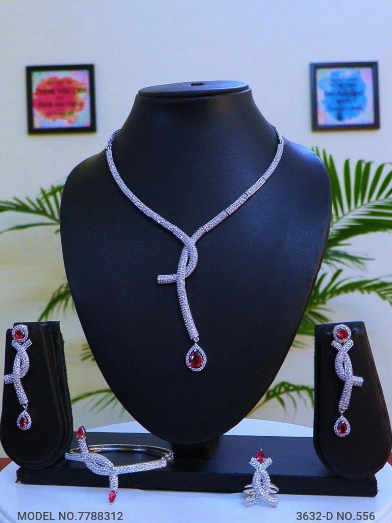 When Glamour meets Art ! - Style 3 - Amaara World