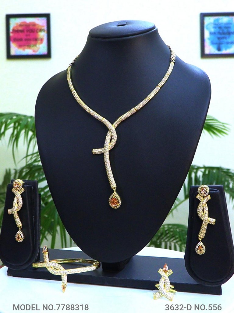 When Glamour meets Art ! - Style 9 - Amaara World