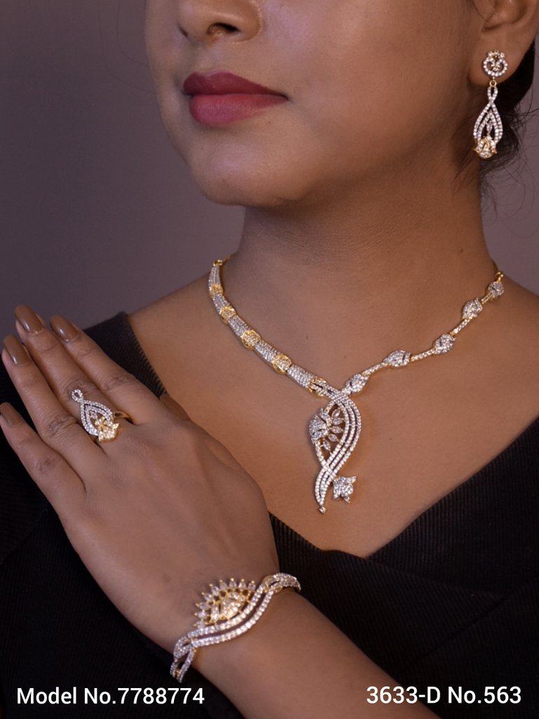 Gift Necklace Set in CZ - Style 2 - Amaara World